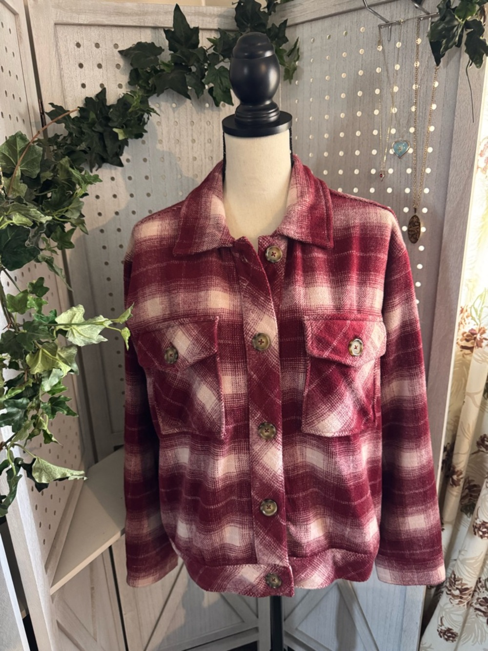 Time and Tru Plaid Shacket Jacket – Burgundy & Cream – Size Large
